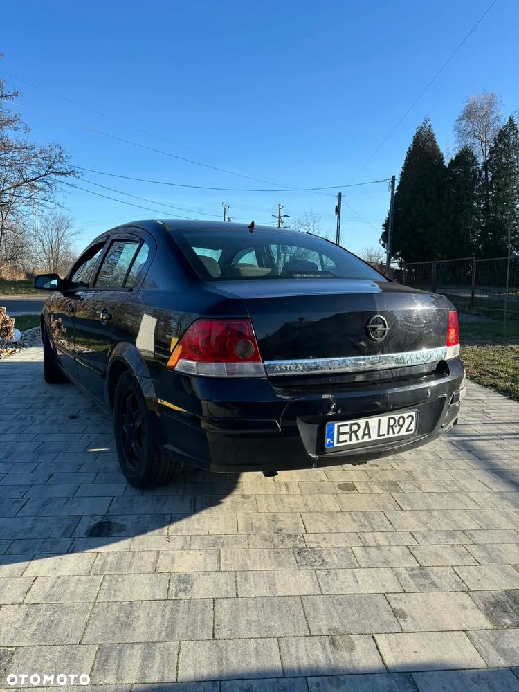 Opel Astra 1.6 Enjoy - 3