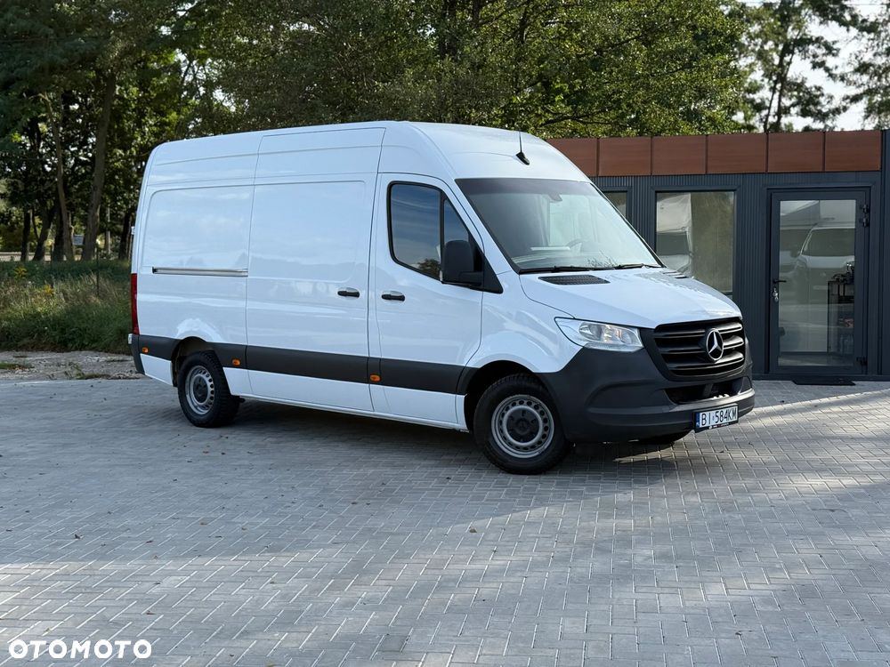 Mercedes-Benz Sprinter 315 CDI / 2022R / Średni L2 H2 / Tylny Napęd / ZAREJESTROWANY W PL