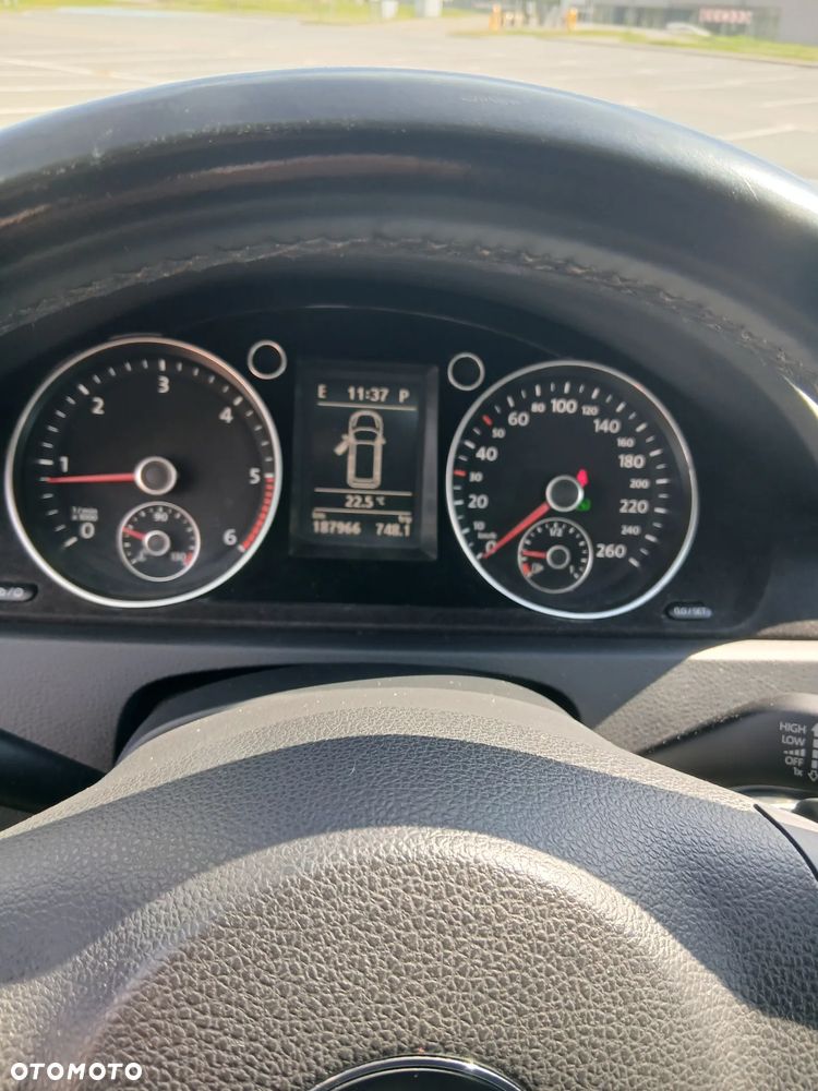 Volkswagen Passat 2.0 TDI Highline DSG - 7