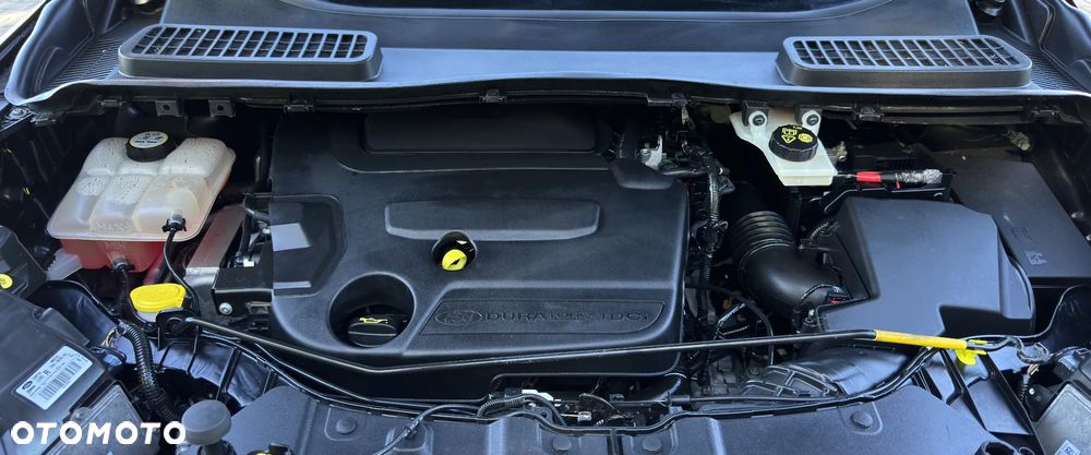 Ford Kuga 2.0 TDCi 4x4 Titanium - 34