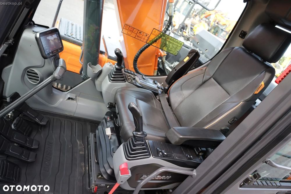 Doosan DX140LC-7 - 17