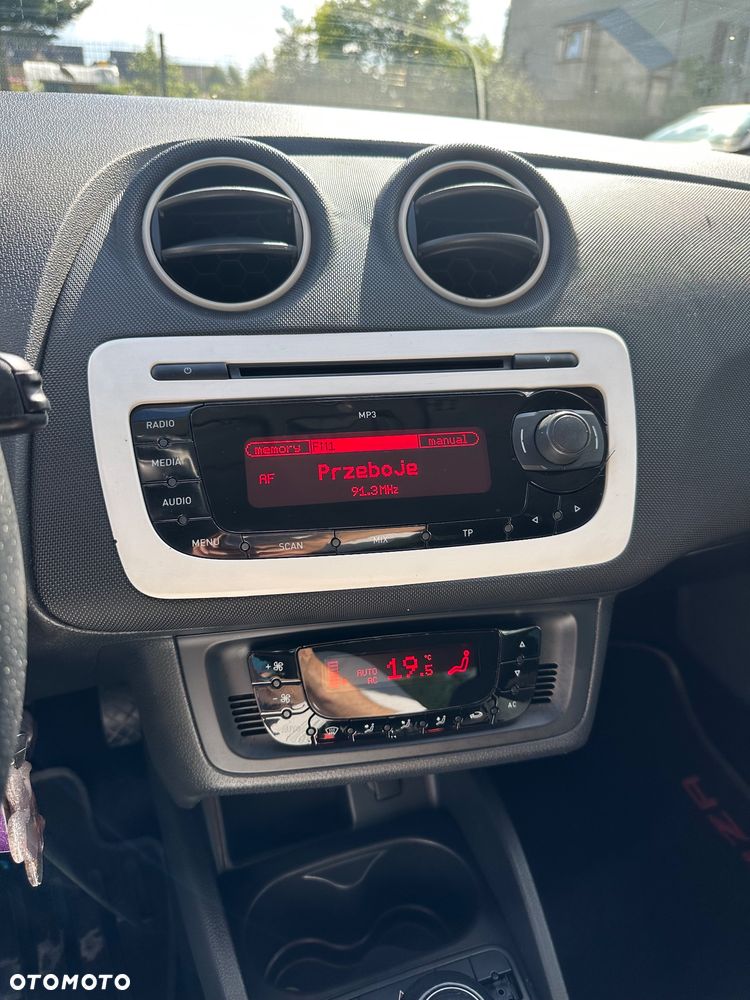 Seat Ibiza 1.6 16V Style - 14