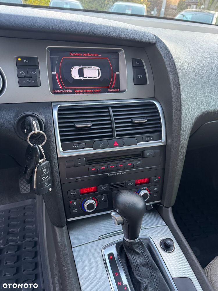 Audi Q7 3.0 TDI Quattro Tiptronic - 28