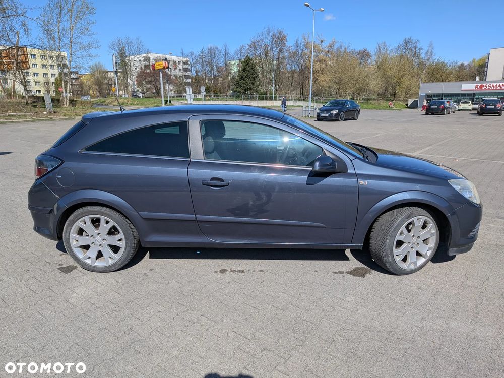 Opel Astra 1.7 CDTI Cosmo - 3