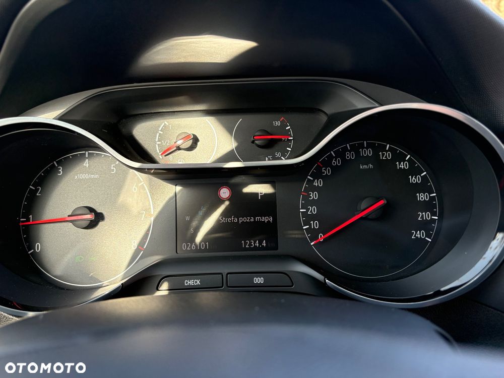 Opel Crossland X - 12
