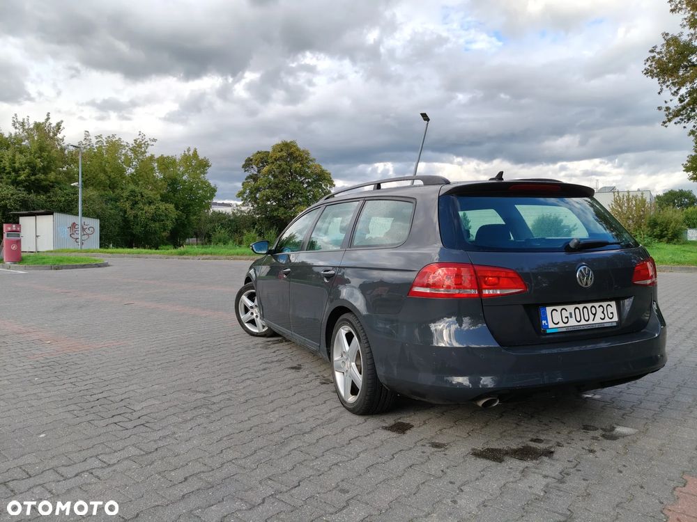 Volkswagen Passat 1.6 TDI BlueMotion - 8