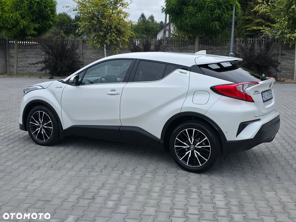 Toyota C-HR Lounge - 14