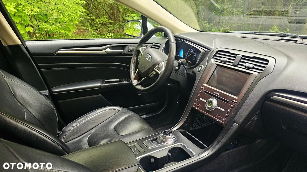 Ford Mondeo 2.0 Hybrid Titanium - 10