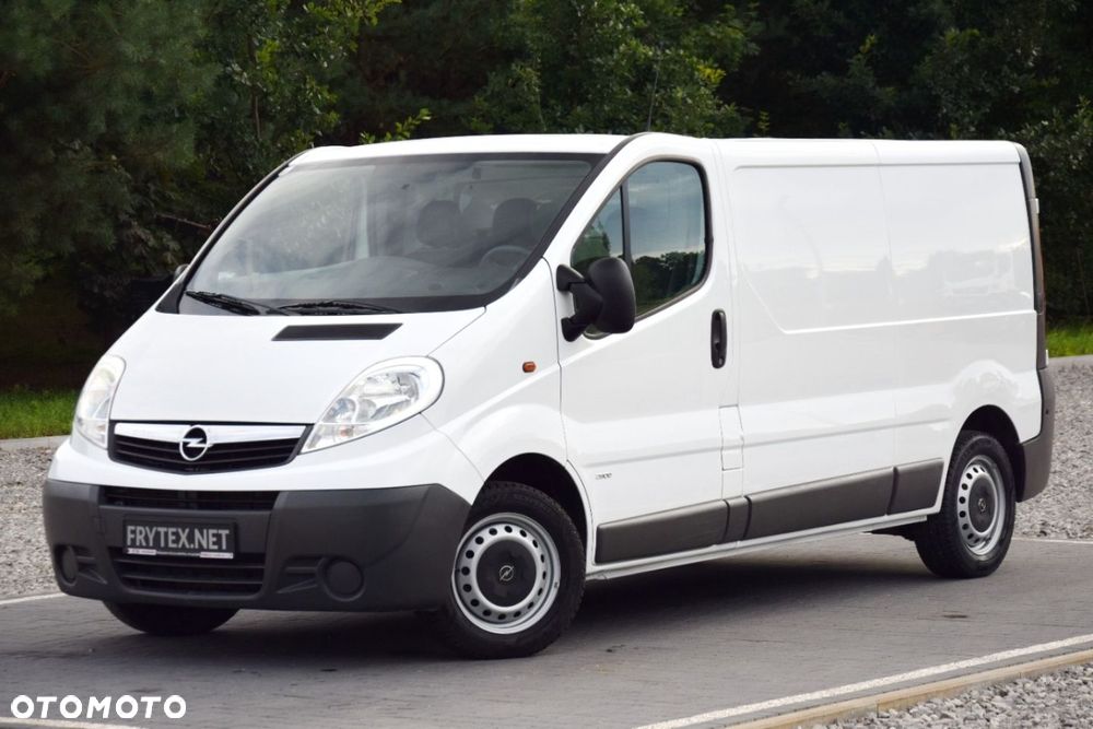 Opel Vivaro - 1