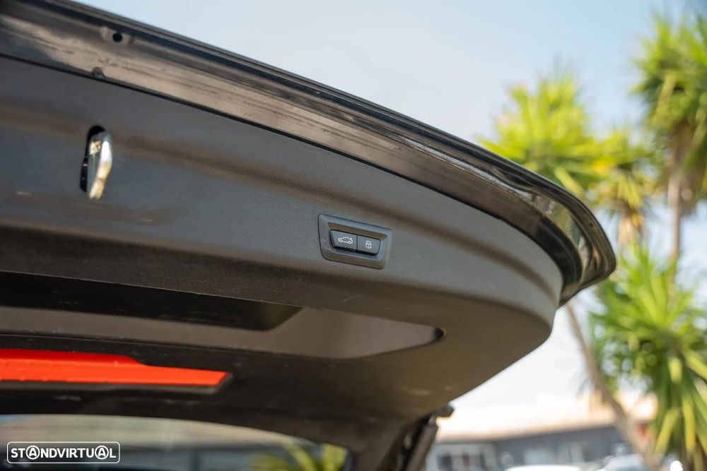 BMW 225xe Active Tourer e xDrive Pack Desportivo M - 30