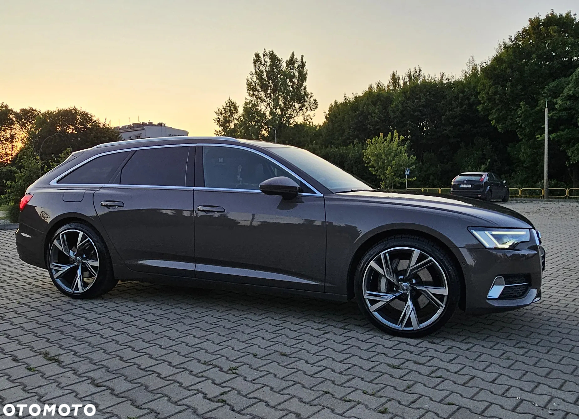 Audi A6 Avant 55 TFSI quattro S tronic - 17