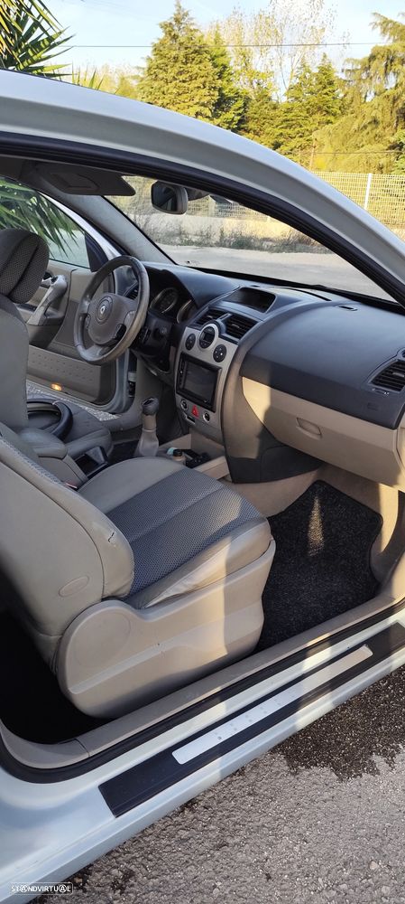 Renault Mégane 1.4 Confort Dynamique - 9