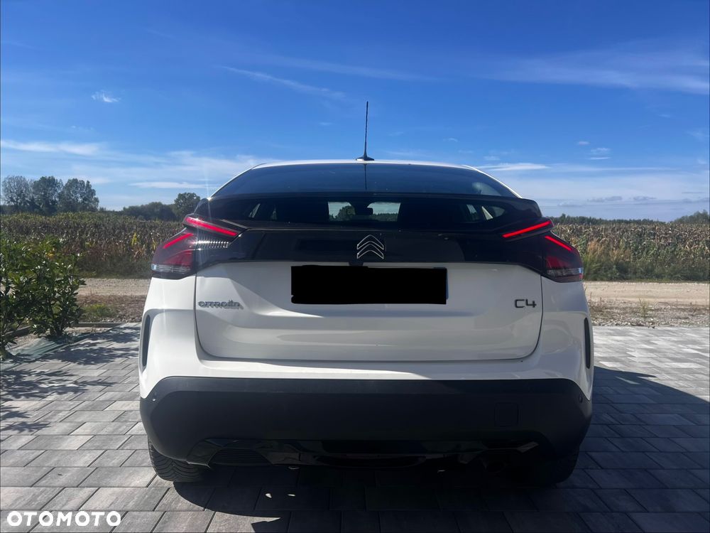 Citroën C4 BlueHDi 130 Stop&Start EAT8 FEEL PACK - 24