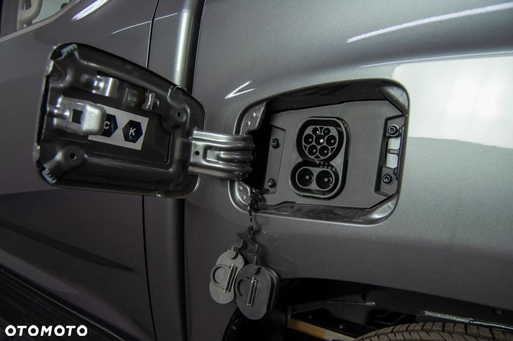Maxus eT90 EV - 14
