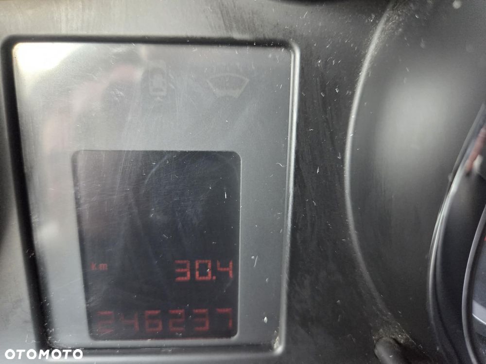 Opel Astra 1.4 T Essentia EU6 - 6