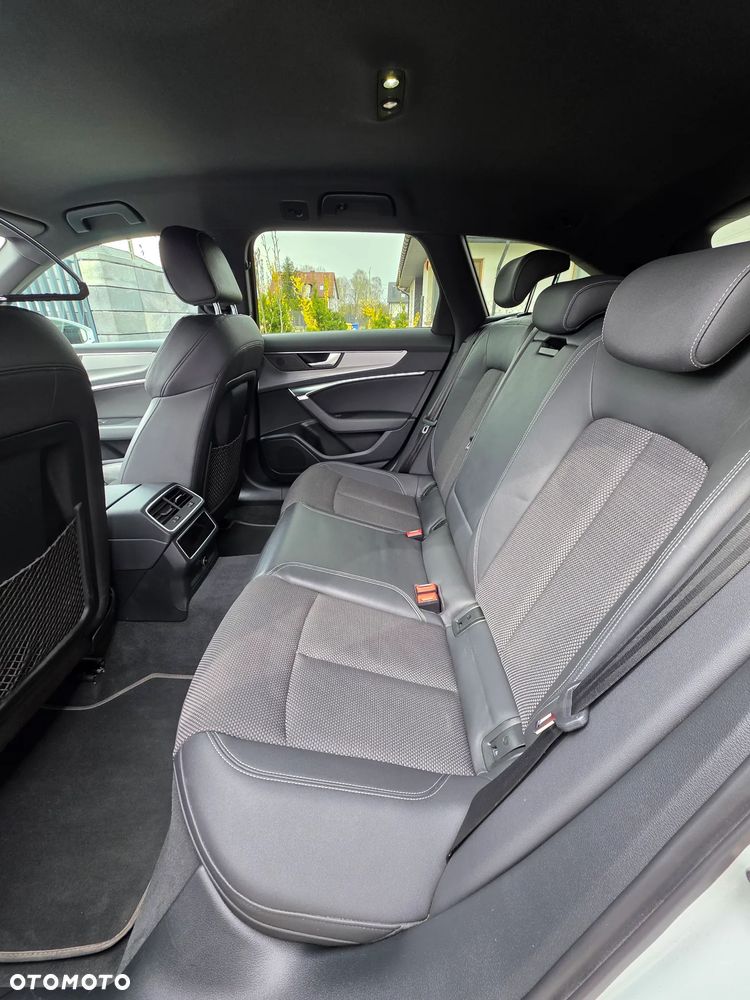 Audi A6 Avant 45 TDI quattro S tronic S line - 11