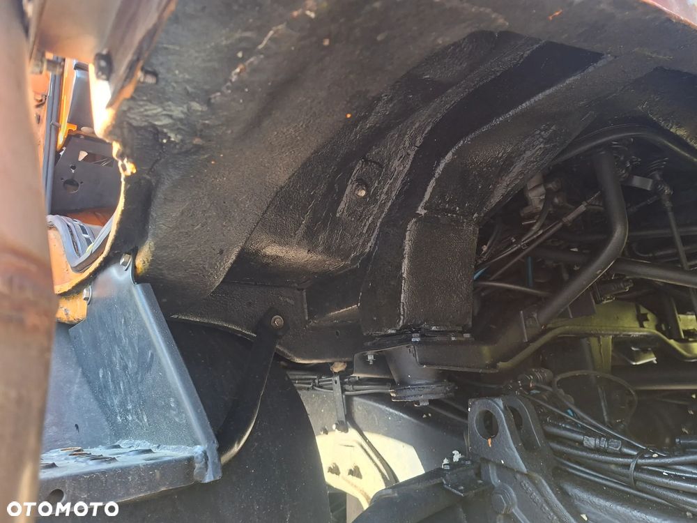 Mercedes-Benz Unimog - 7