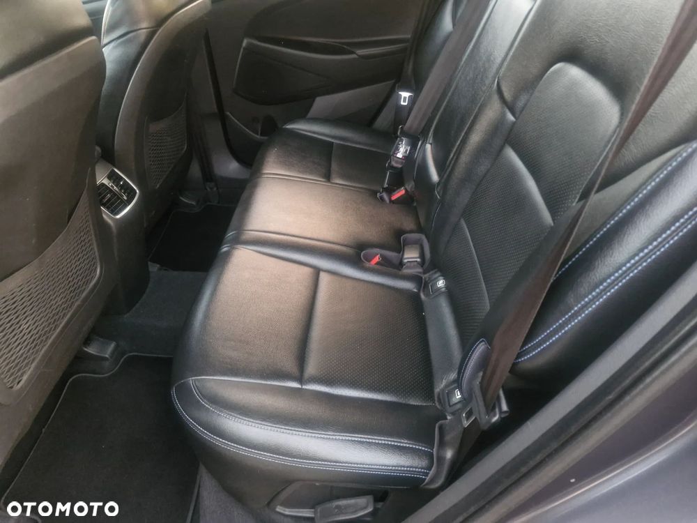 Hyundai Tucson - 36