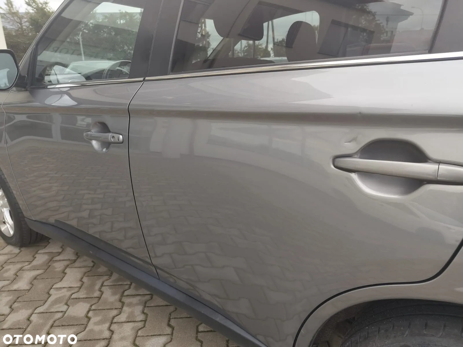 Mitsubishi Outlander 2.2 DID Intense - 4