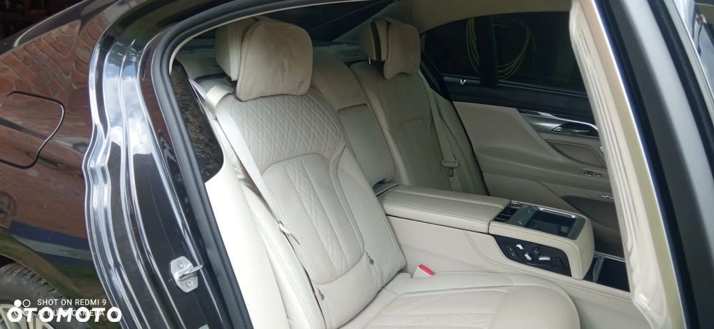 BMW Seria 7 750Li xDrive Edition Exclusive - 6