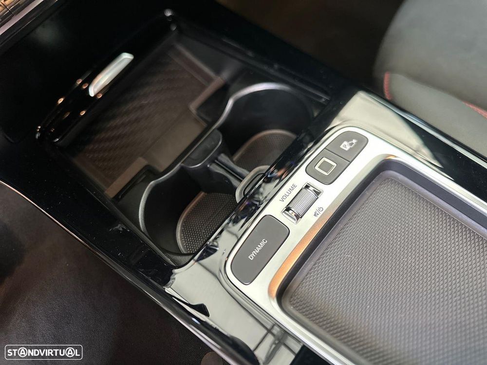 Mercedes-Benz A 250 e 8G-DCT Advanced AMG Line - 22