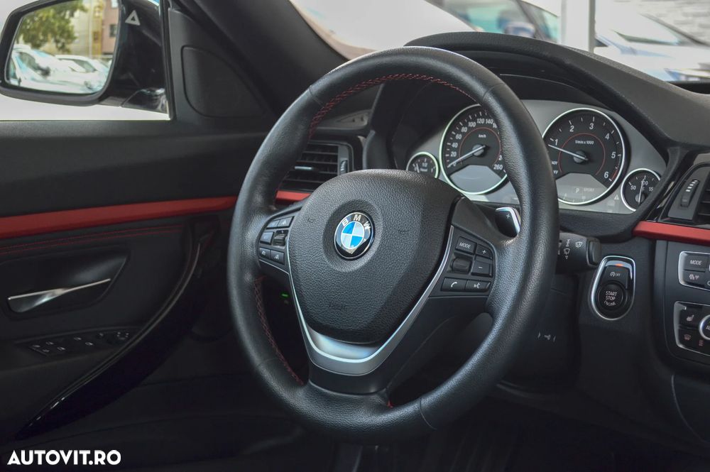BMW Seria 3 320d Aut. Sport Line - 37