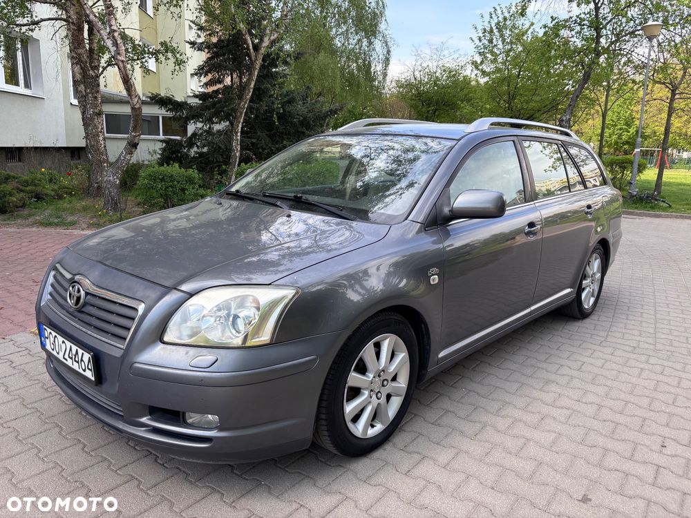 Toyota Avensis 2.0 D-4D Prestige - 1