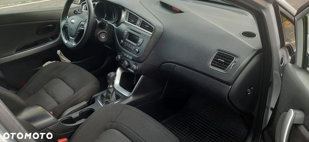Kia Ceed 1.4 M - 10