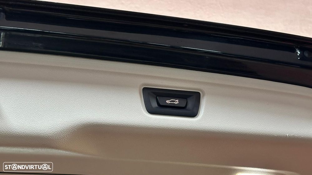 BMW 318 d Aut. Sport Line - 15