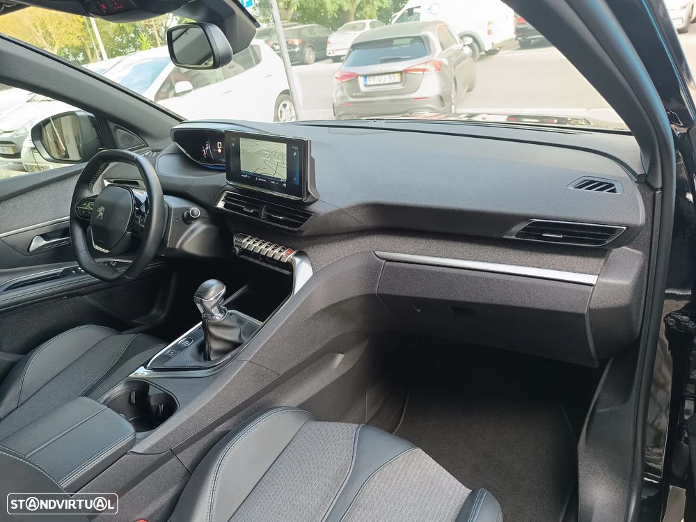 Peugeot 5008 PureTech 130 Stop & Start Allure Pack - 21