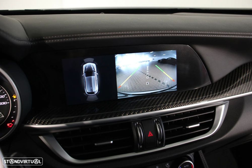 Alfa Romeo Stelvio 2.9 T Quadrifoglio AT8 Q4 - 21