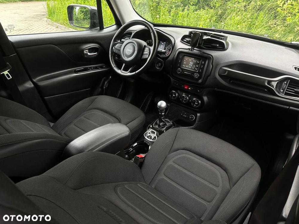 Jeep Renegade - 17