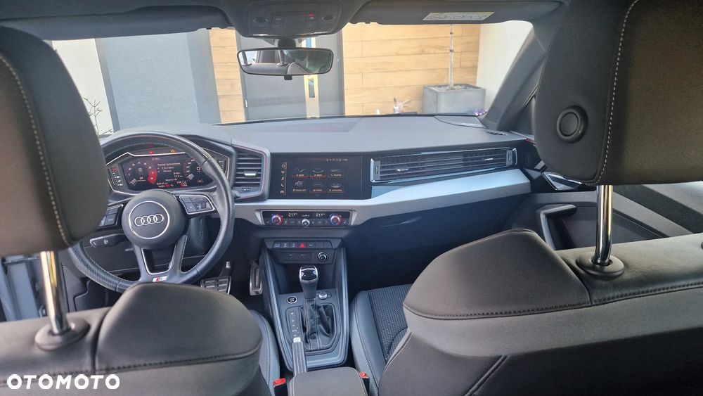 Audi A1 Sportback 35 TFSI S-Line S tronic - 11