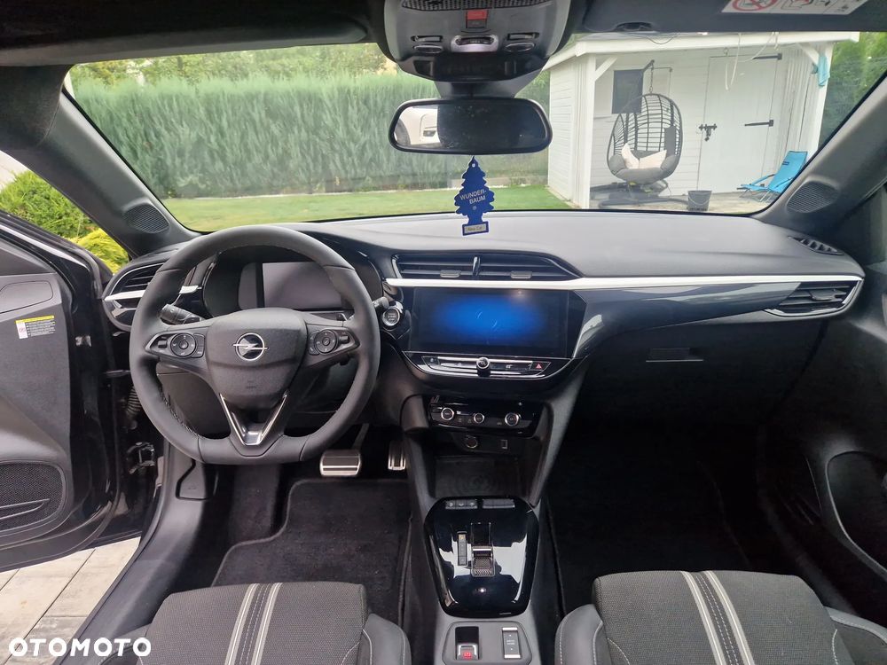 Opel Corsa 1.2 GS S&S - 26
