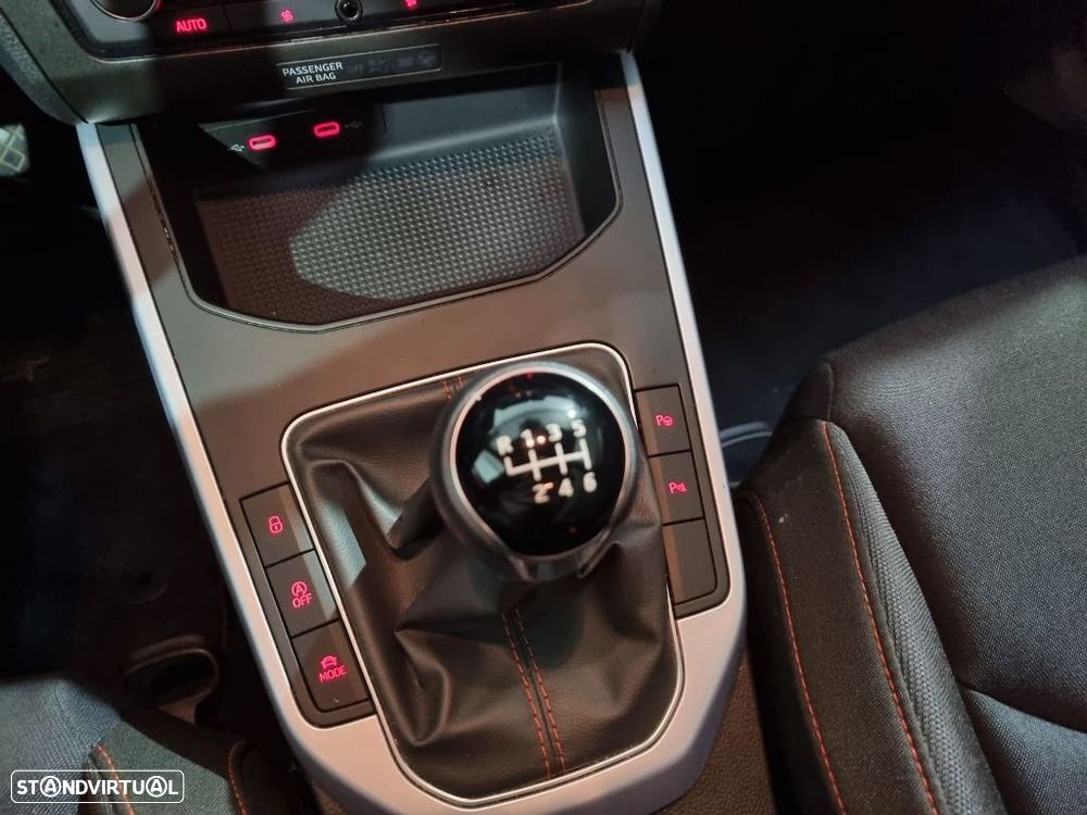 SEAT Arona 1.0 TSI FR - 13