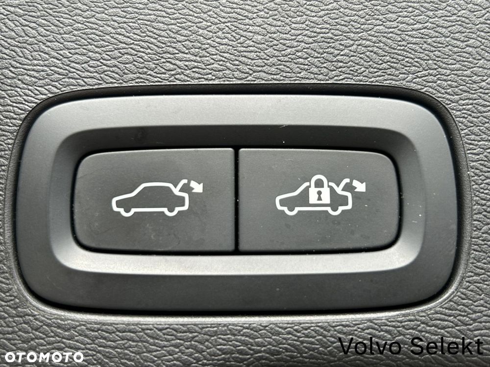 Volvo XC 60 - 32