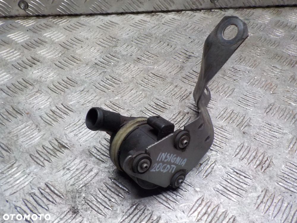 OPEL INSIGNIA A 2.0 CDTI DODATKOWA POMPKA WODY 22845814