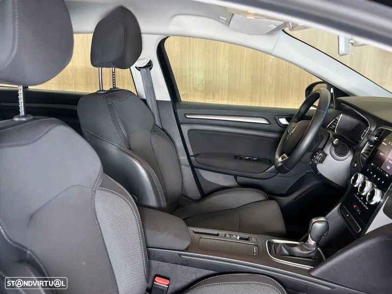 Renault Mégane Sport Tourer 1.5 Blue dCi Equilibre EDC - 10