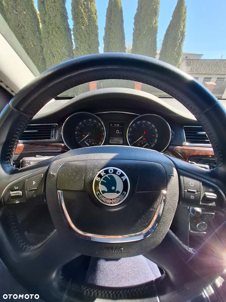 Skoda Superb 2.0 TDI 4x4 Comfort - 16