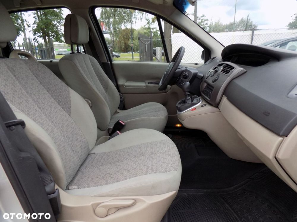 Renault Scenic - 7