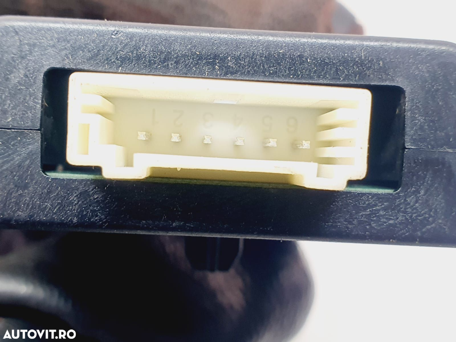 Amplificator antena 65209199865 BMW Seria 5 F11  [din 2009 pana  2013] - 3