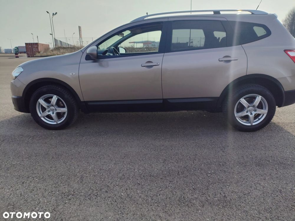 Nissan Qashqai+2 1.6 360 - 12