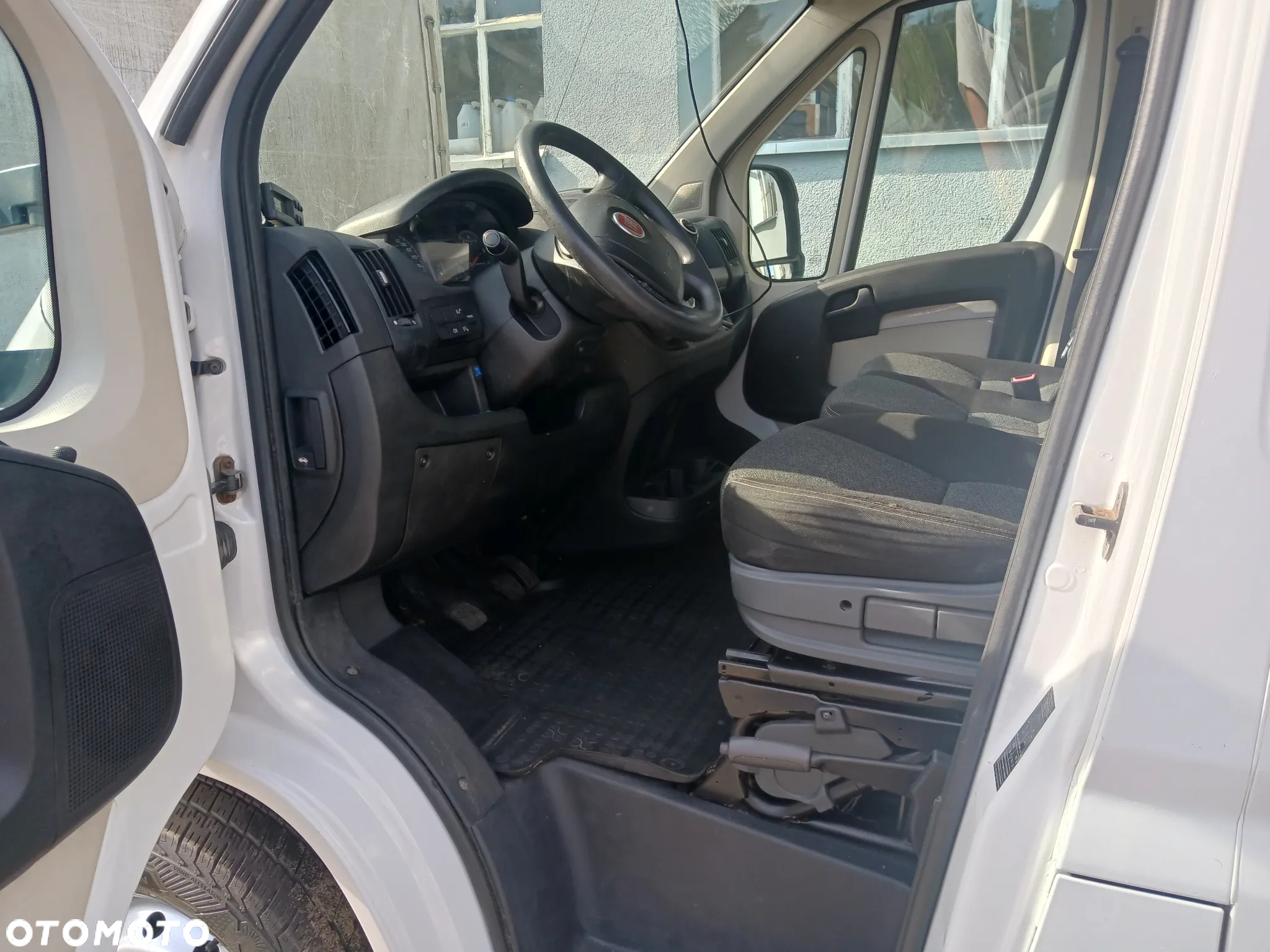 Iveco Daily 2016r 2.3 130KM SALON Izoterma chłodnia Mroźnia kontener Agregat RAMA  Laweta ThermoKing - 6