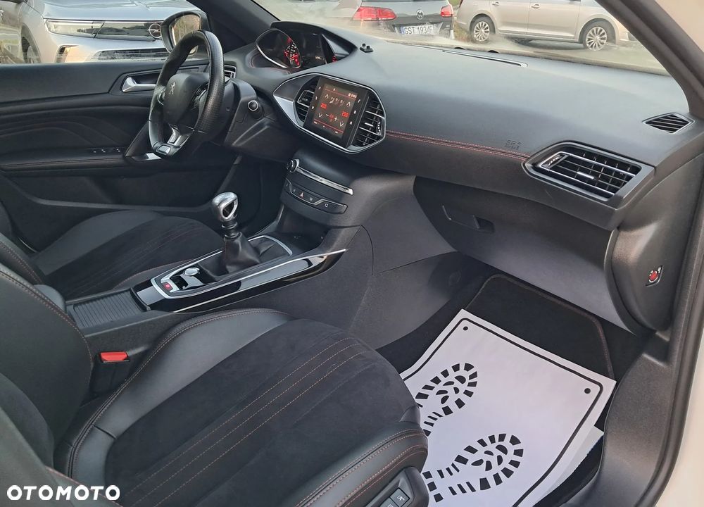 Peugeot 308 BlueHDi 130 Stop & Start GT - 29