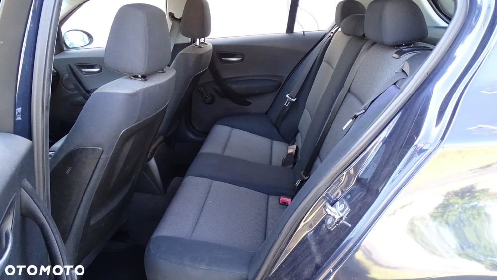 BMW Seria 1 116i - 15