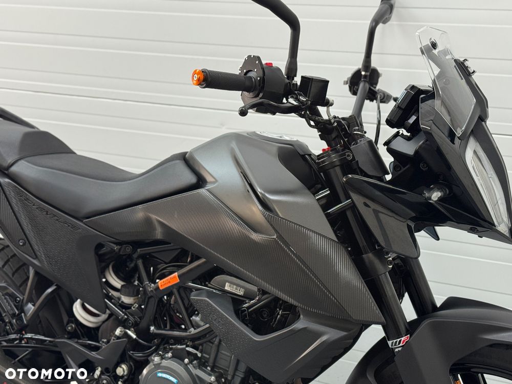 KTM Adventure - 9
