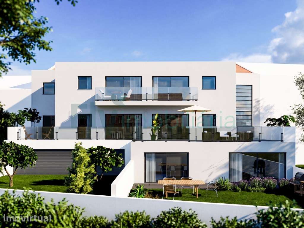 Lote de Terreno com Projeto Aprovado para 9 Apartamentos - Excelent... - Grande imagem: 2/20