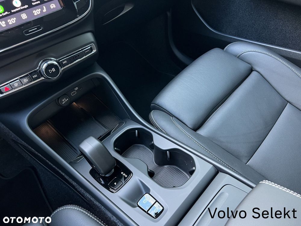 Volvo XC 40 B3 B DKG Core - 14