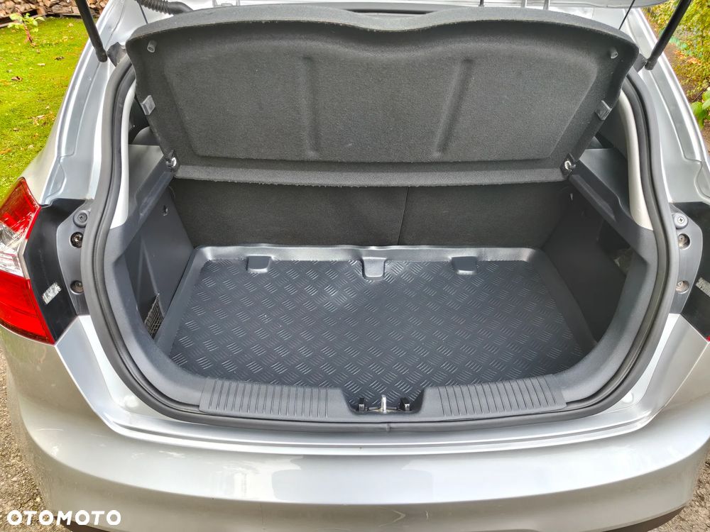 Kia Rio 1.2 XL - 14