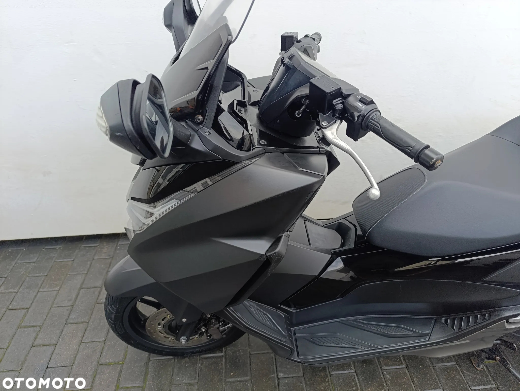Honda NSS - 11